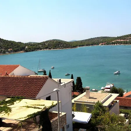 Vila Balog Tisno