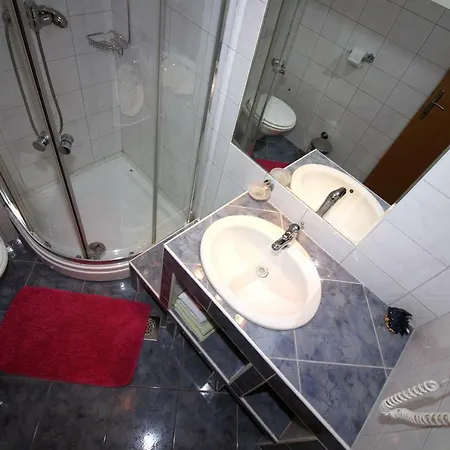 Vila Balog Apartment Tisno