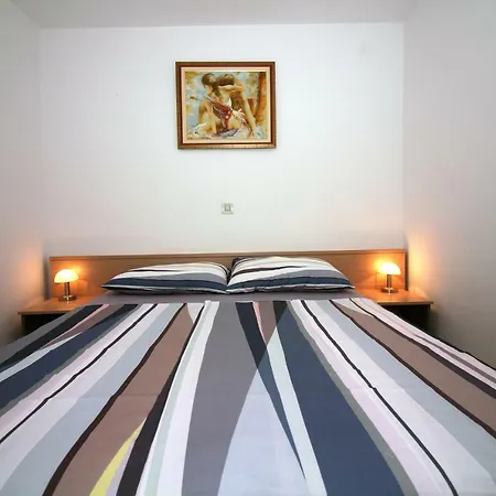 Vila Balog Apartment Tisno