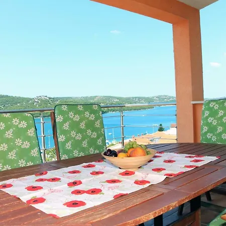 Apartment Vila Balog Tisno